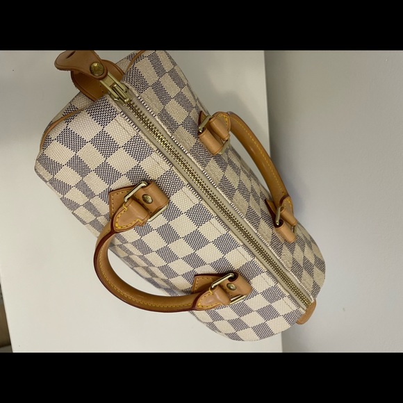 [SOLD] Authentic Louis Vuitton Speedy 25 - Picture 6 of 10